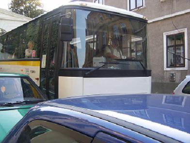 Autobus 1.